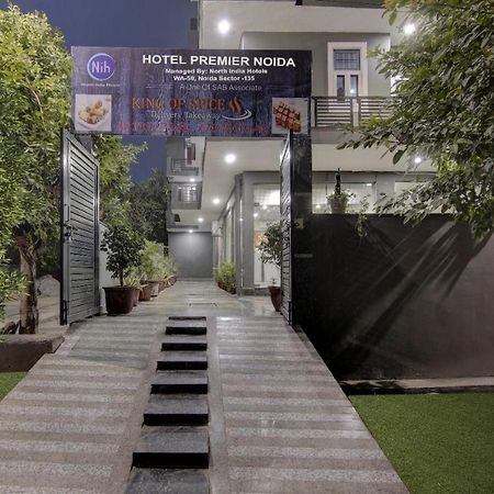 Hotel Premier Noida 135 Exterior photo